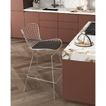 Стул полубарный с низкой спинкой Bertoia хромированный с черной подушкой